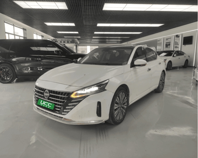 日产 天籁 2022款 2.0L XE 纯享版