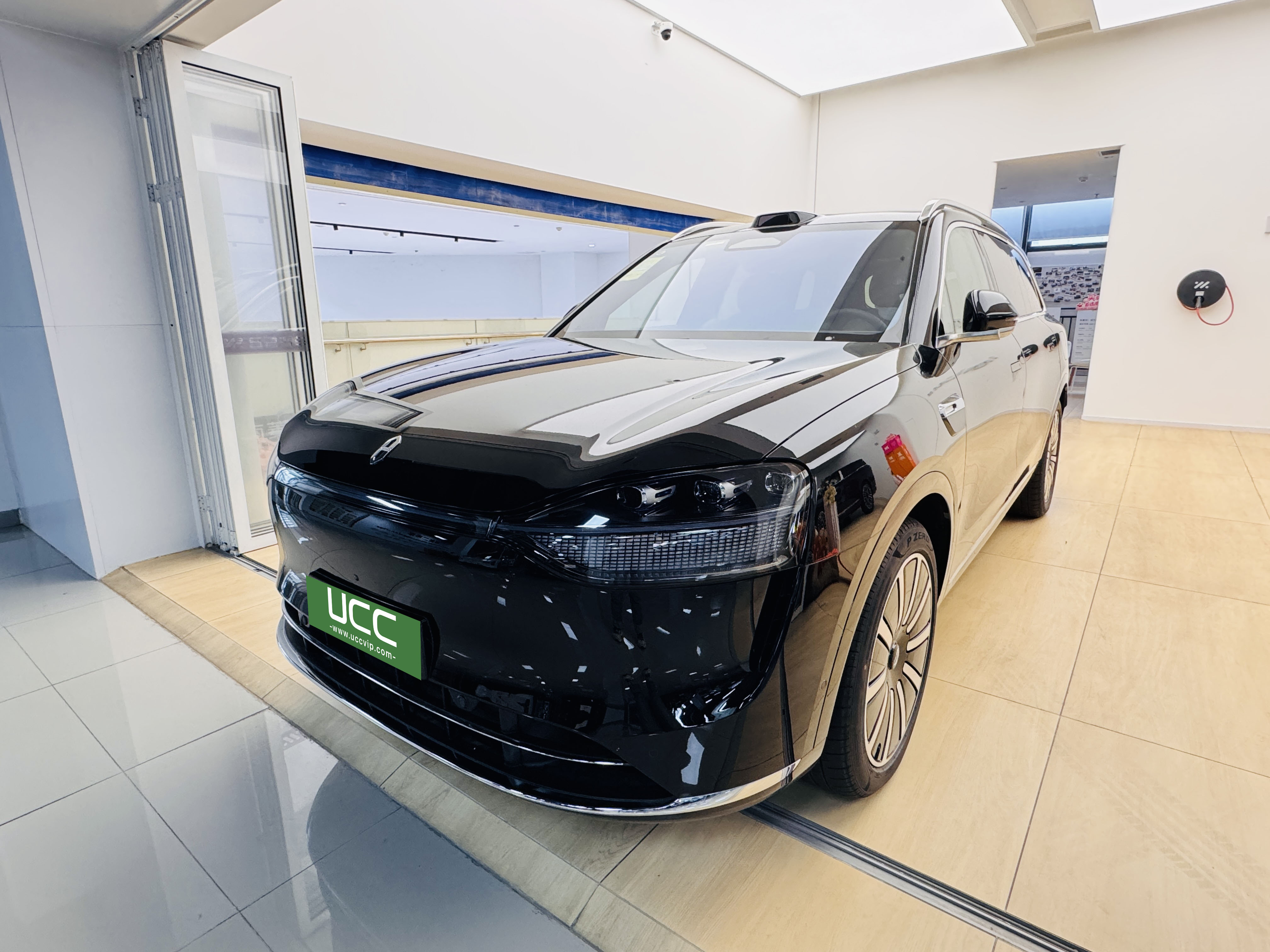 AITO AITO M9 2025 Extended Range Ultra 52kWh 5-Seater