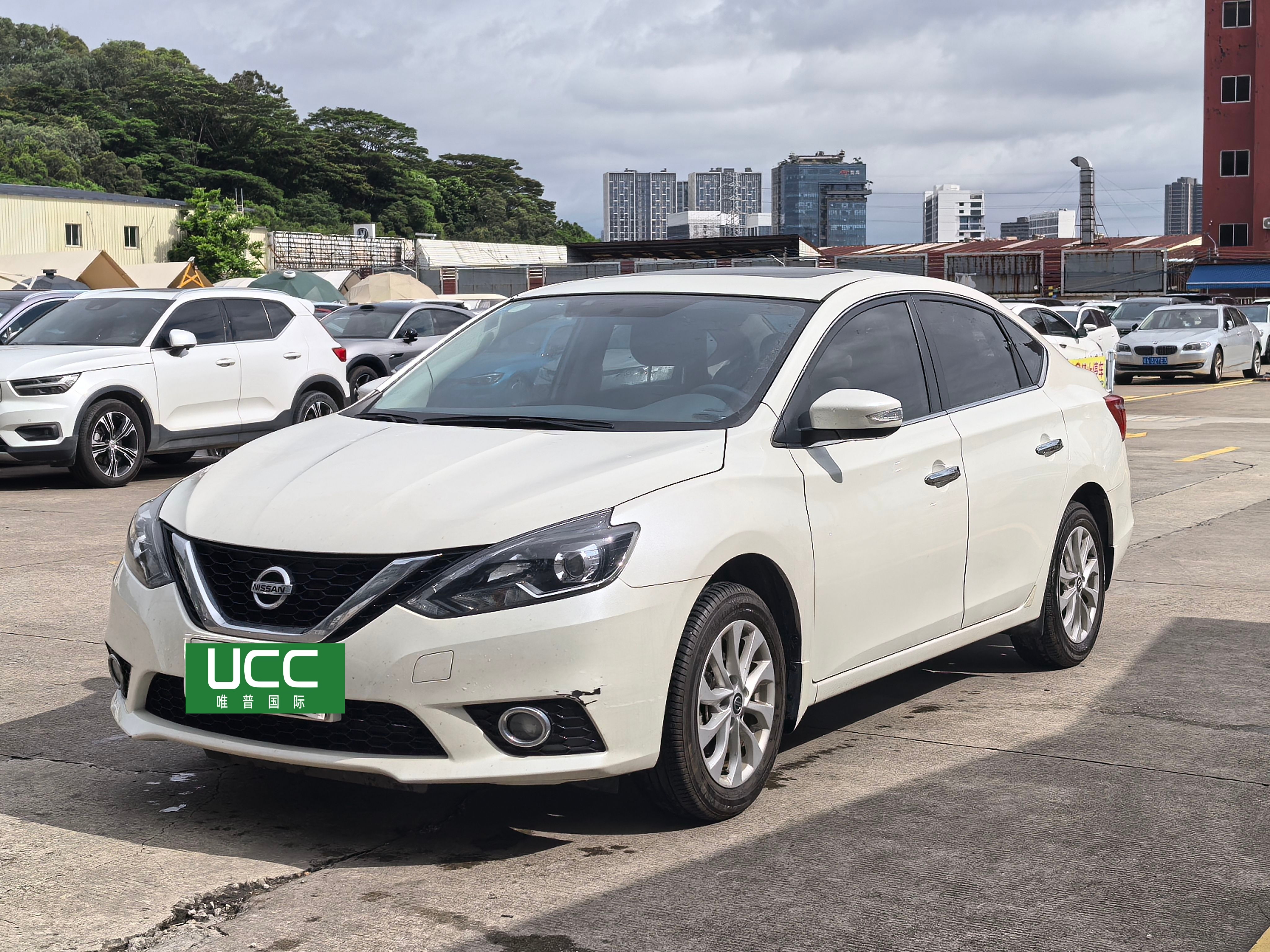 Nissan Sylphy 2019 1.6XV CVT Smart Connect Premium